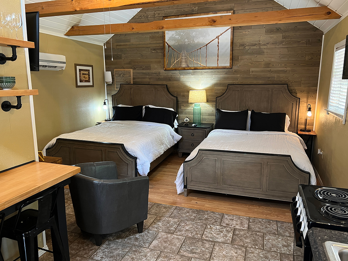 Green Drake Cabin Studio Bedroom